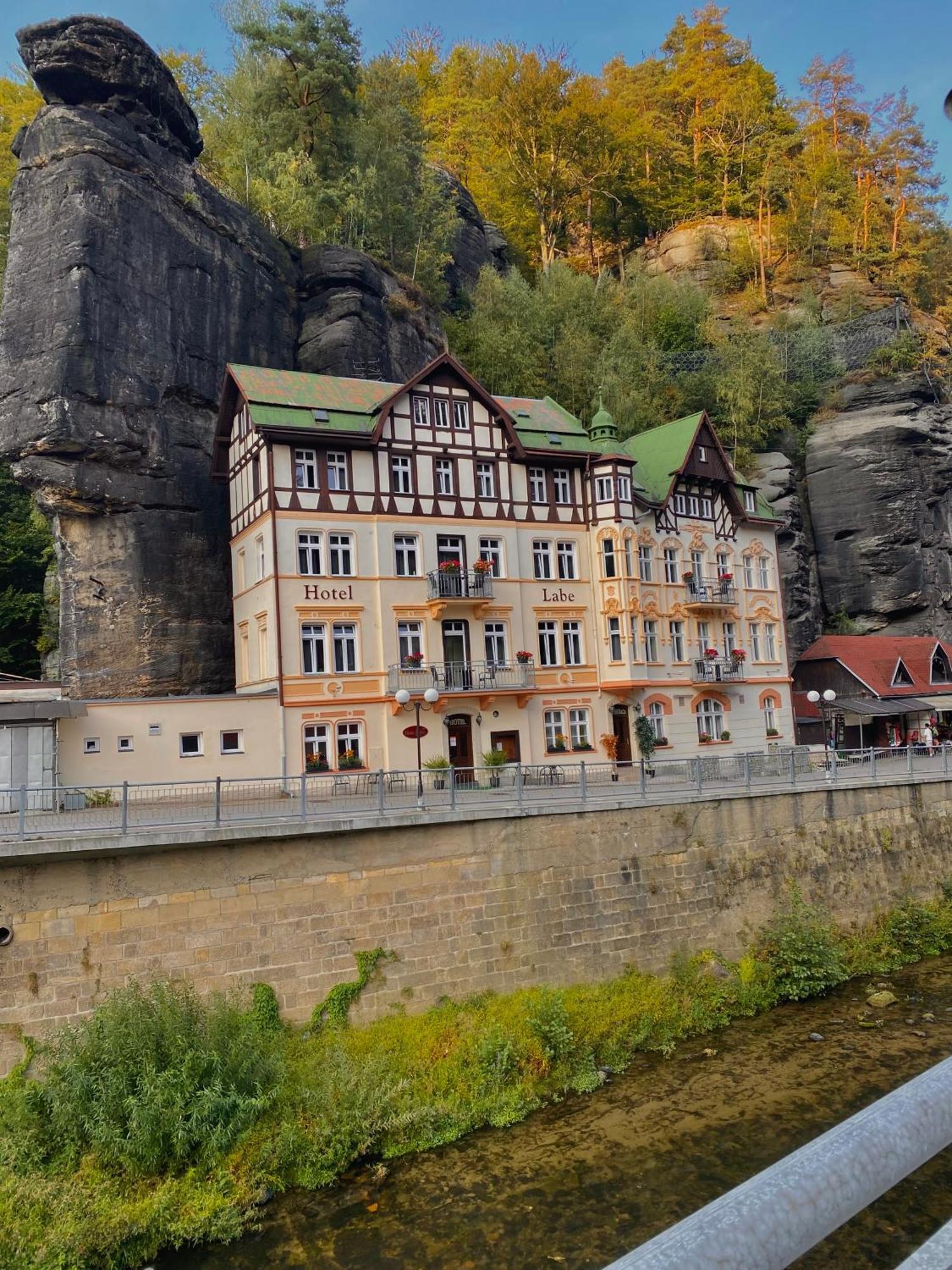 Hotel Labe Hřensko Buitenkant foto