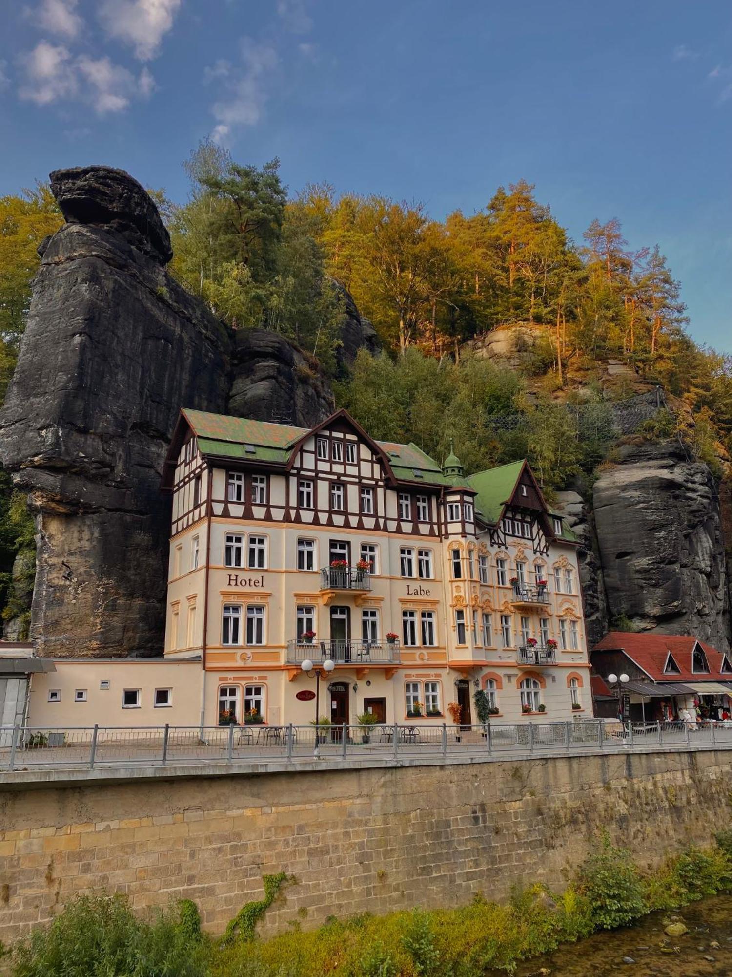 Hotel Labe Hřensko Buitenkant foto